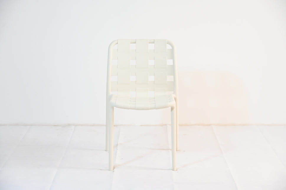 Set of 4 Contemporary Open-Weave Dining Chairs – Stackable Indoor & Outdoor Chair Set