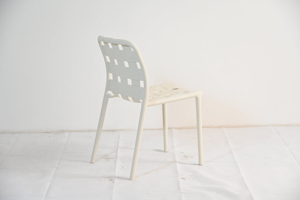 Set of 4 Contemporary Open-Weave Dining Chairs – Stackable Indoor & Outdoor Chair Set