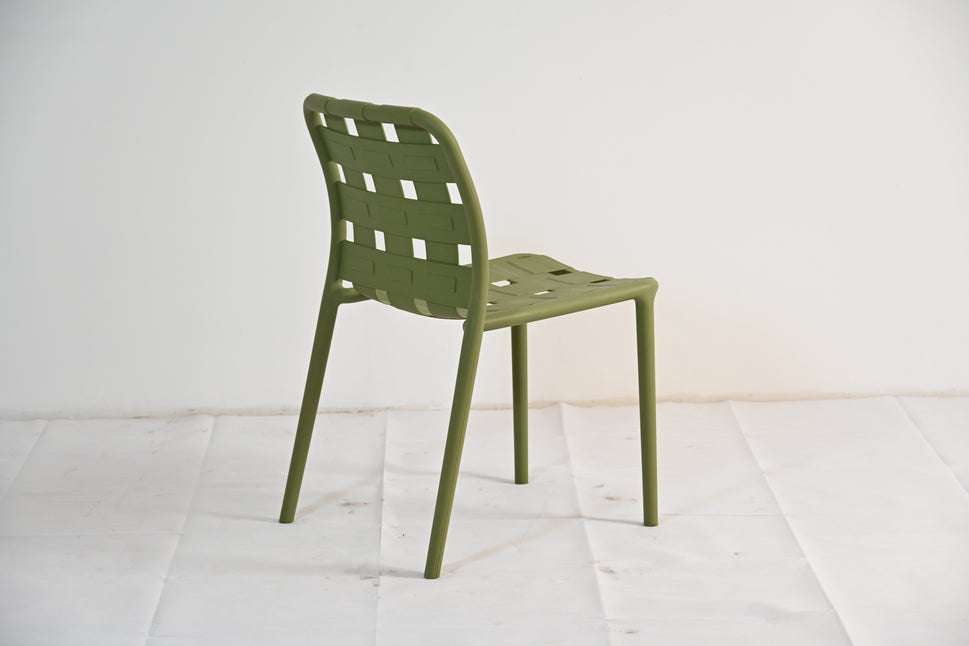 Set of 4 Contemporary Open-Weave Dining Chairs – Stackable Indoor & Outdoor Chair Set