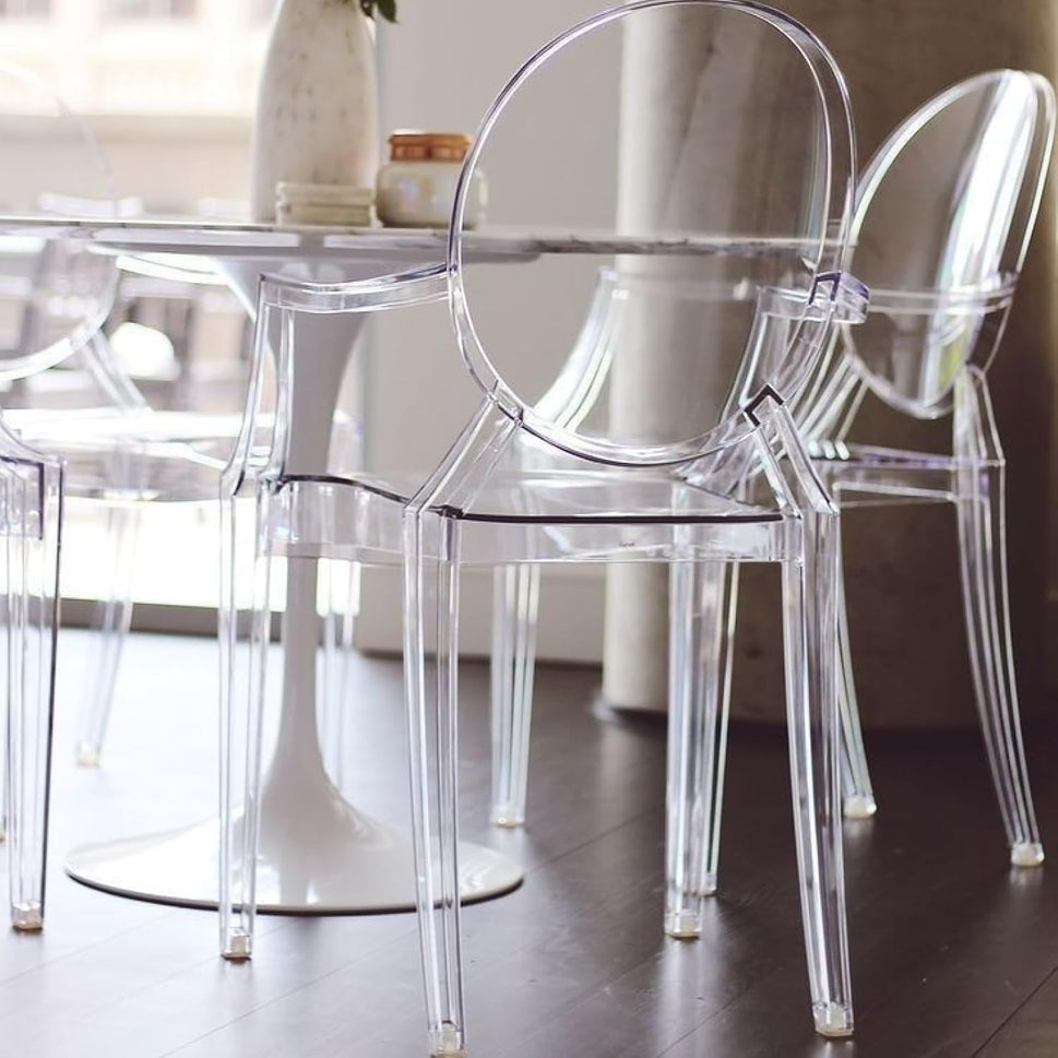 Set of 4 Clear Circle Back with Armrest Ghost Chairs, Modern Transparent Side Chairs, Stackable Dining Room Restaurant Chairs for Events, Weddings, Banquets