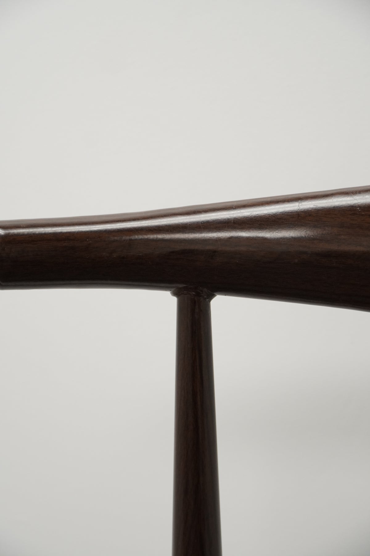Metal Faux Wood Elbow Dining Chair with PU Upholstered Seat